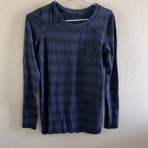 Lululemon long sleeve shirt